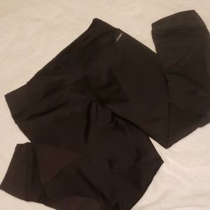 NWOT capri length leggings